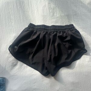 Lululemon Hotty Hot Running Short